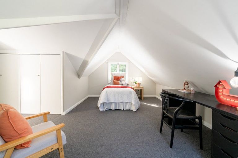 Photo of property in 11 Ardross Avenue, Khandallah, Wellington, 6035