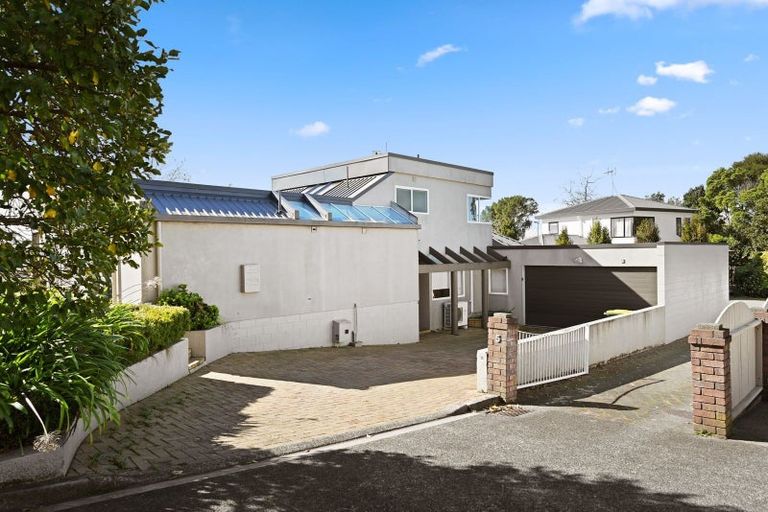 Photo of property in 3 Munro Place, Flagstaff, Hamilton, 3210