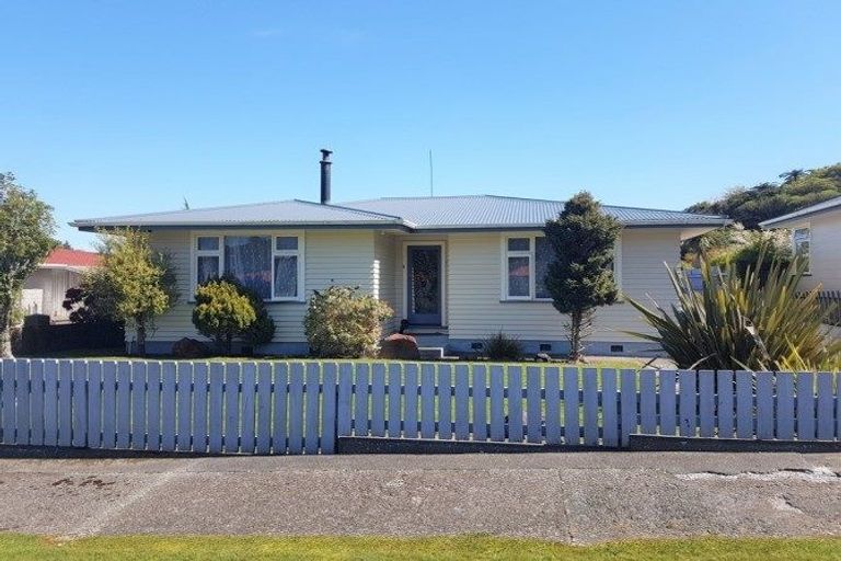 Photo of property in 88 Sinnott Road, Greymouth, 7805