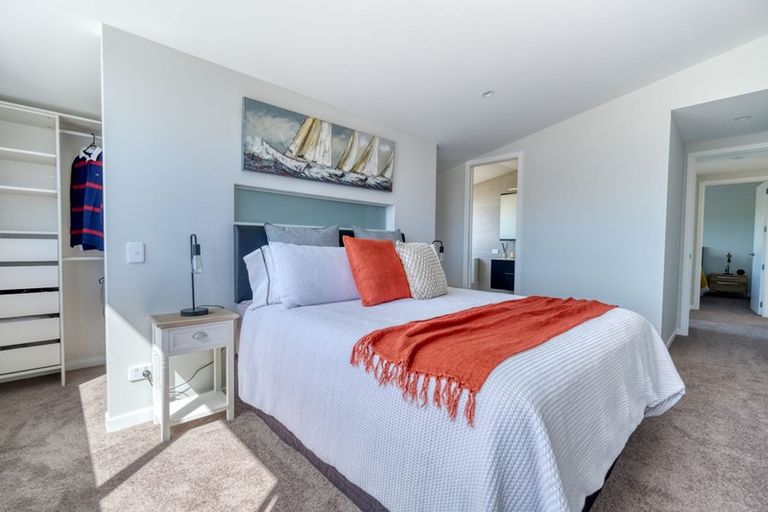 Photo of property in 2 Sunset Heights, Cable Bay, 0420