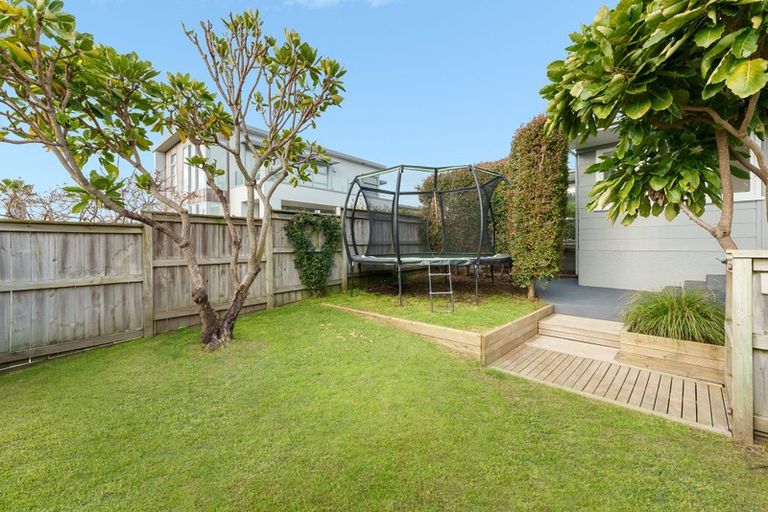 Photo of property in 290a Oceanbeach Road, Mount Maunganui, 3116