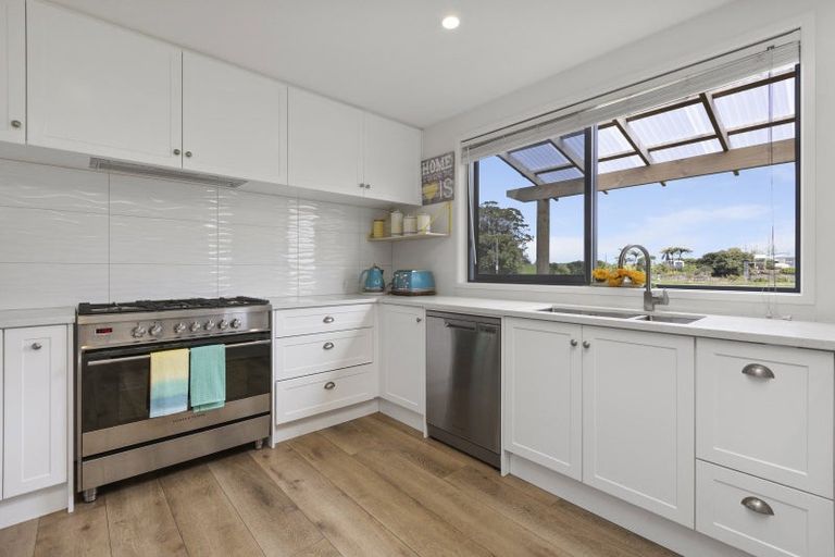 Photo of property in 198 Ngatimaru Road, Tikorangi, Waitara, 4383