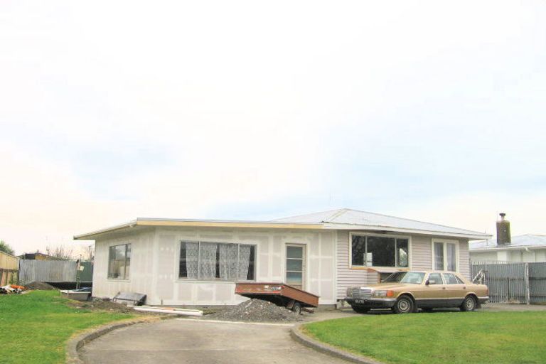 Photo of property in 1a Rimu Place, Taradale, Napier, 4112