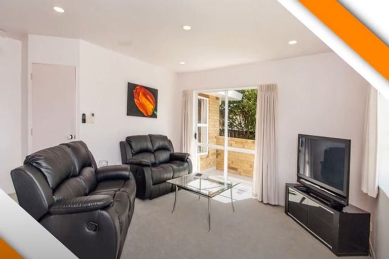 Photo of property in 2a Geordie Street, Henderson, Auckland, 0612