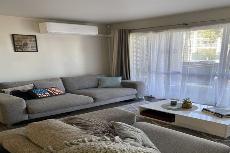 Photo of property in 86a Michael Jones Drive, Flat Bush, Auckland, 2019