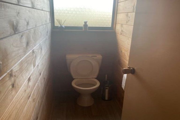 Photo of property in 52 Cambridge Terrace, Waiwhetu, Lower Hutt, 5010