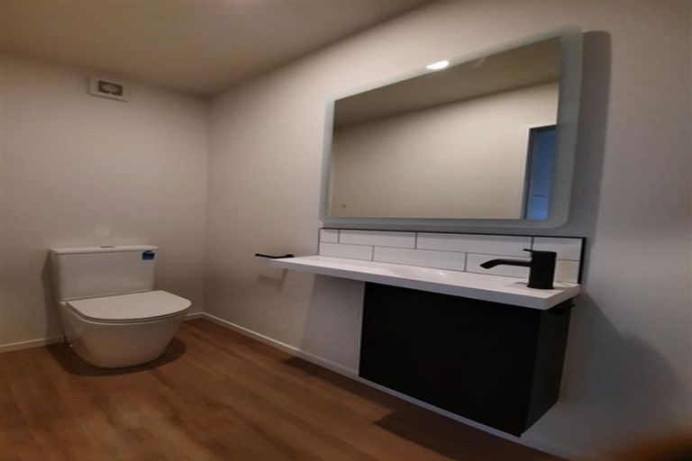 Photo of property in 118a Purchas Street, Edgeware, Christchurch, 8013