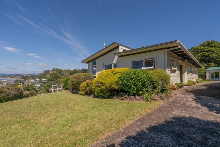 Photo of property in 30 Centennial Drive, Whitianga, 3510