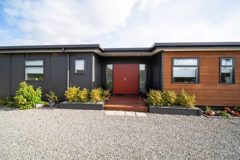 Photo of property in 444 Dover Road, Okato, New Plymouth, 4374
