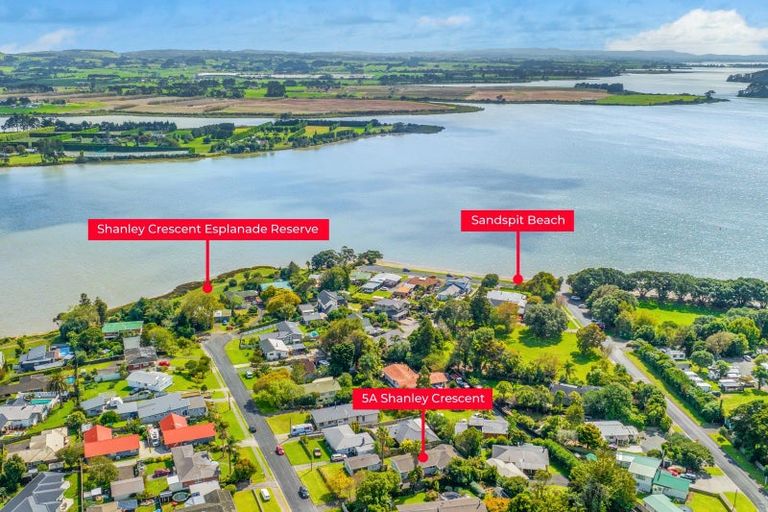 Photo of property in 5a Shanley Crescent, Waiuku, 2123