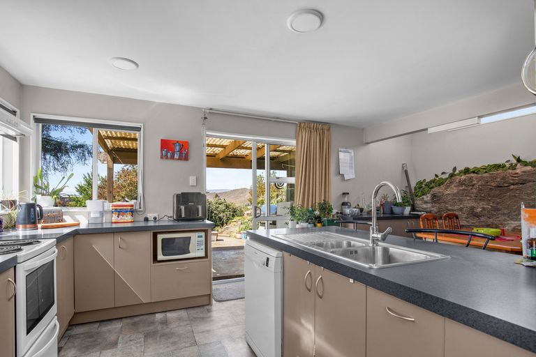 Photo of property in 11 Kamaka Crescent, Bridge Hill, Alexandra, 9320