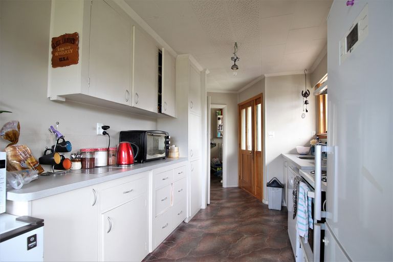 Photo of property in 62 Russell Street, Alexandra, 9320