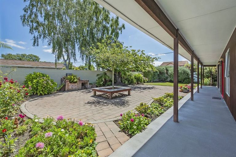 Photo of property in 325 Sawyers Arms Road, Bishopdale, Christchurch, 8053