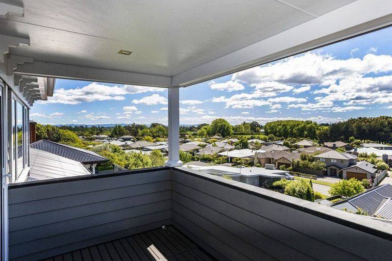 Photo of property in 6 Rushden Rise, Westmorland, Christchurch, 8025