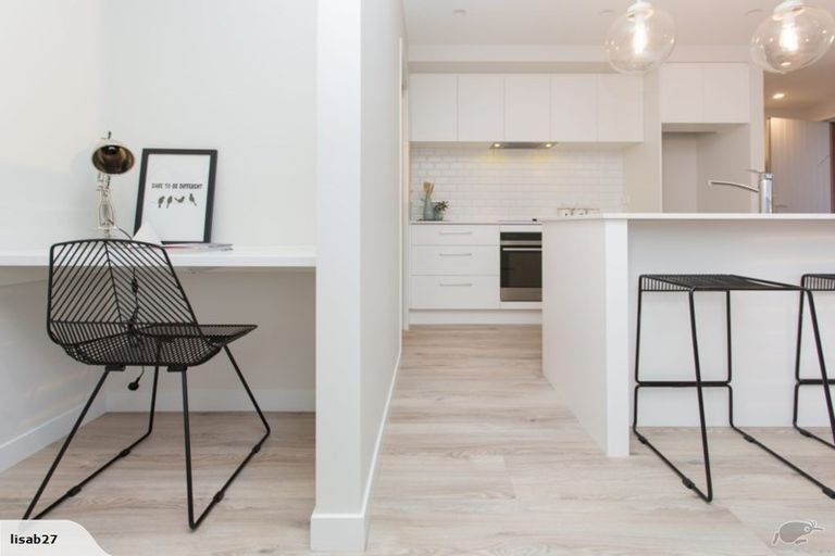 Photo of property in 41 Saint Pauls Drive, Brookfield, Tauranga, 3110