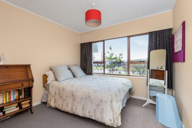 Photo of property in 25 Laurent Place, Greenmeadows, Napier, 4112