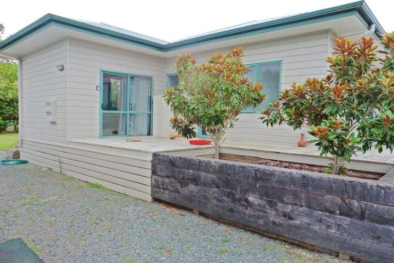 Photo of property in 36a Goudie Road, Helensville, 0875