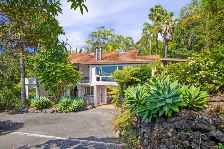 Photo of property in 35 Causeway Road, Haruru, 0204