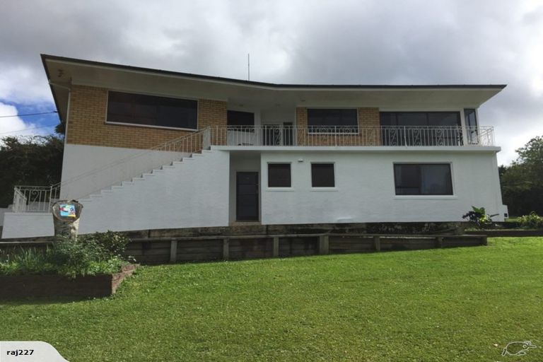 Photo of property in 100 Fourth Avenue, Woodhill, Whangarei, 0110