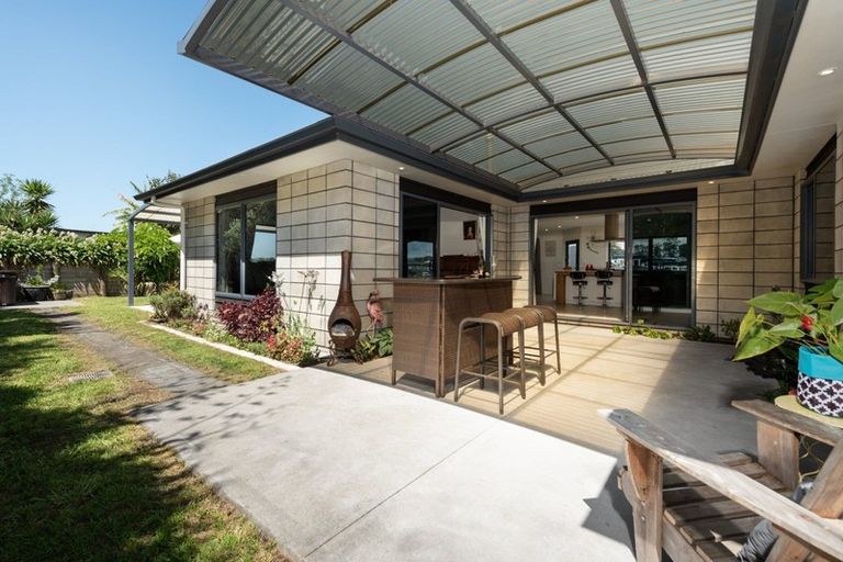Photo of property in 18 Southill Way, Pyes Pa, Tauranga, 3112