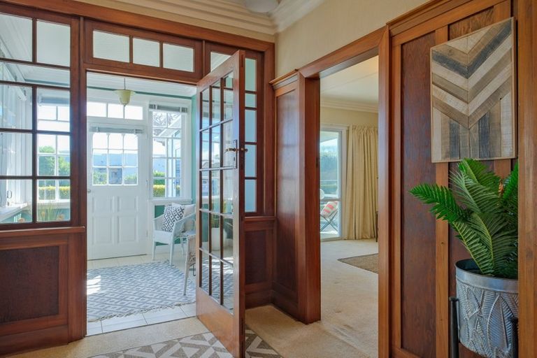 Photo of property in 19 Mornington Road, Balaclava, Dunedin, 9011