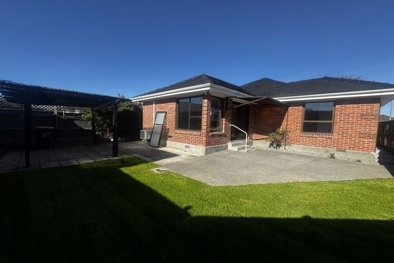 Photo of property in 220 Harewood Road, Bishopdale, Christchurch, 8053
