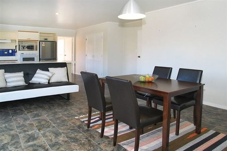 Photo of property in 4 Swinford Crescent, Johnsonville, Wellington, 6037