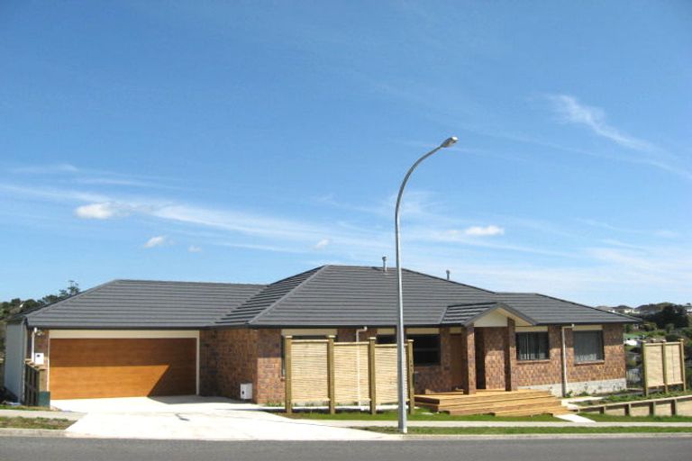 Photo of property in 195 Heta Road, Highlands Park, New Plymouth, 4312