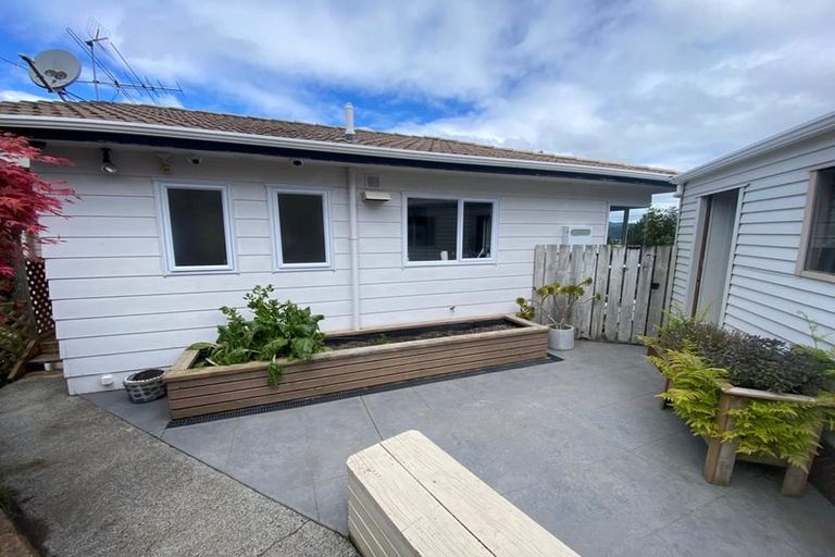Photo of property in 60 Lord Street, Stokes Valley, Lower Hutt, 5019