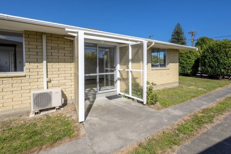 Photo of property in 42 Te Rauparaha Street, Otaki, 5512