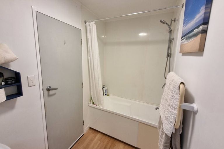 Photo of property in 18 Govind Grove, Ngaio, Wellington, 6035