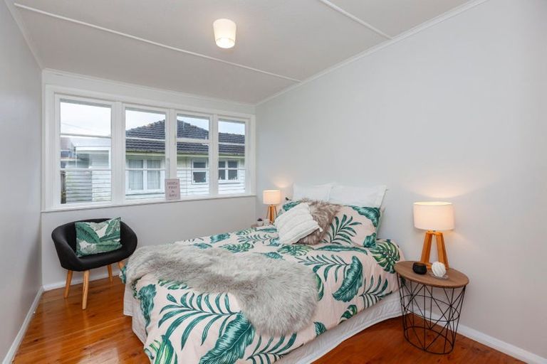 Photo of property in 35 Kotuku Street, Elsdon, Porirua, 5022