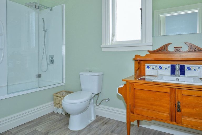 Photo of property in 166 Stout Street, Mangapapa, Gisborne, 4010