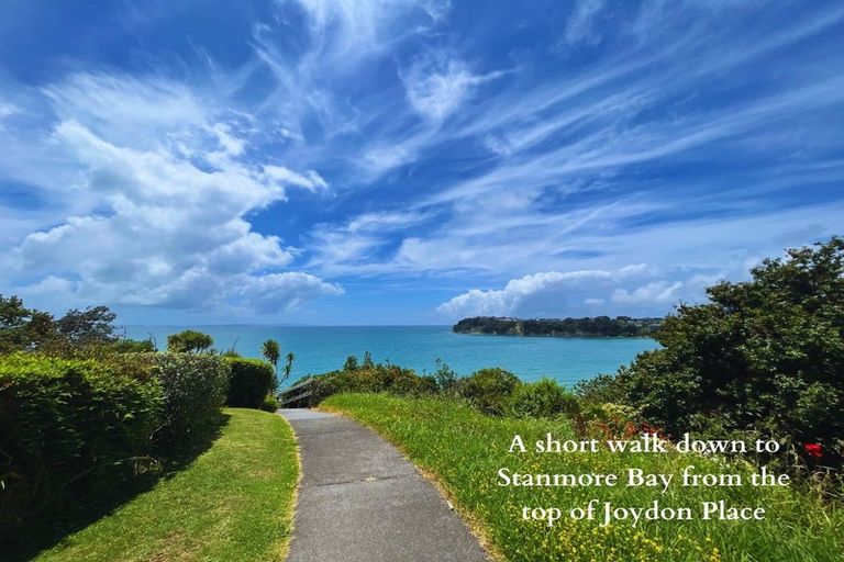 Photo of property in 23 Joydon Place, Stanmore Bay, Whangaparaoa, 0932