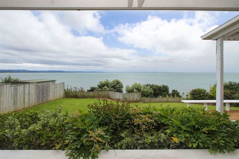 Photo of property in 23 Torkar Road, Clarks Beach, 2122