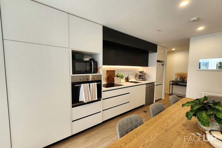 Photo of property in 2/194 Buckley Avenue, Hobsonville, Auckland, 0616