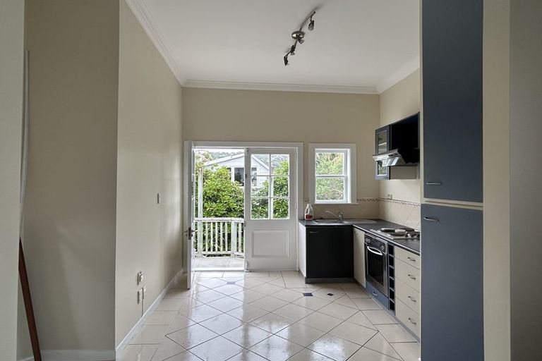 Photo of property in 14a Thompson Street, Mount Cook, Wellington, 6011