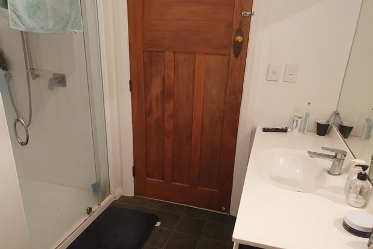 Photo of property in 113a Grafton Road, Roseneath, Wellington, 6011