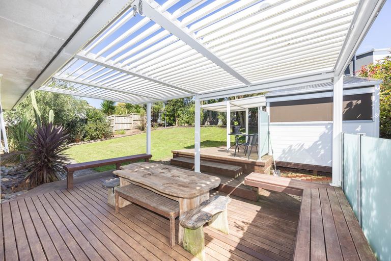 Photo of property in 37 Heather Green Avenue, Meremere, Mercer, 2474