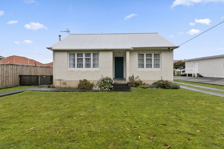 Photo of property in 60 Cambridge Street, Levin, 5510