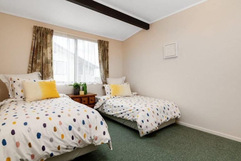 Photo of property in 4 Te Arawa Place, Welcome Bay, Tauranga, 3112