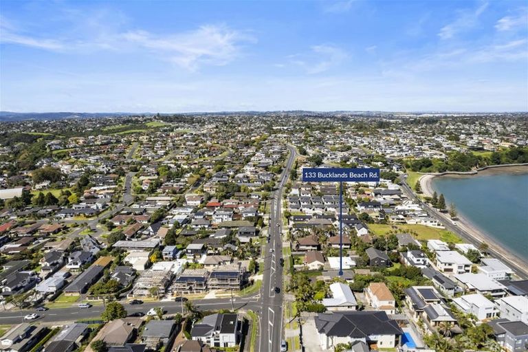 Photo of property in 133 Bucklands Beach Road, Bucklands Beach, Auckland, 2012