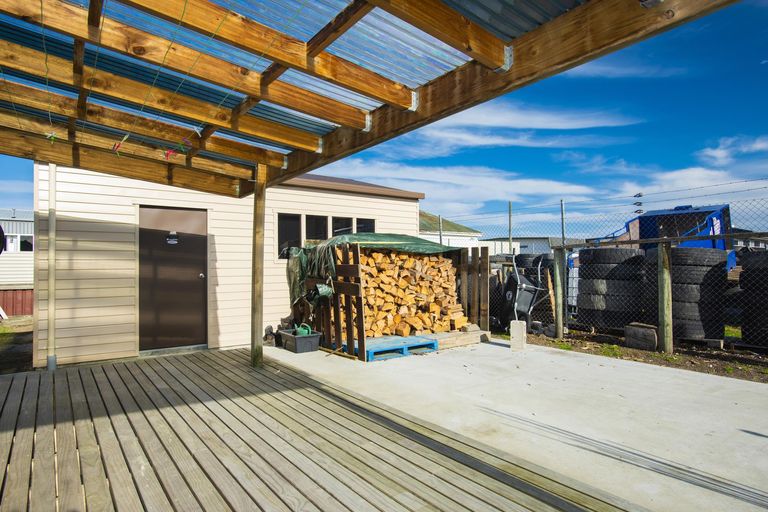 Photo of property in 434 Palmerston Road, Gisborne, 4010