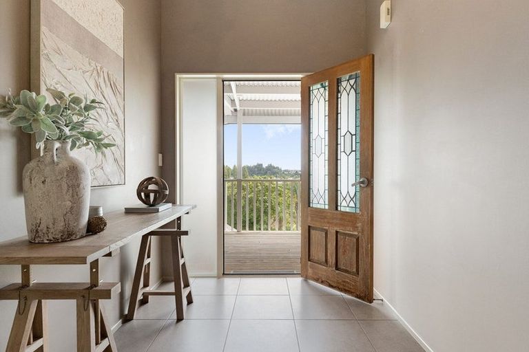 Photo of property in 1 Greenstone Way, Hairini, Tauranga, 3112