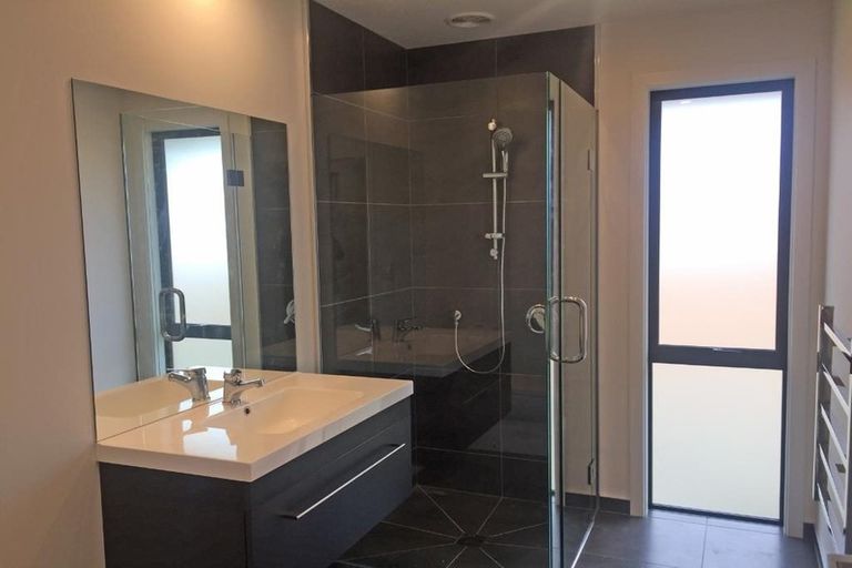 Photo of property in 11 Obelisk Street, Wanaka, 9305