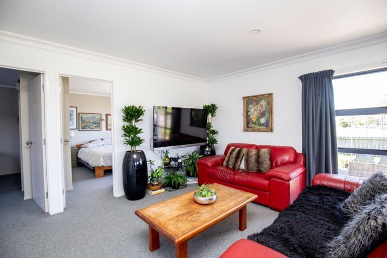 Photo of property in 1 Mcmillan Street, Ngatea, 3503