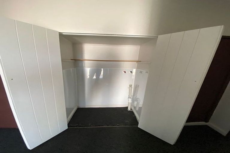 Photo of property in 229 Featherston Street, Palmerston North, 4410