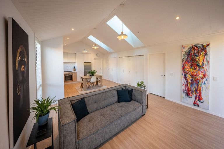 Photo of property in 52 Red Cottage Drive, Lake Hayes, Queenstown, 9304