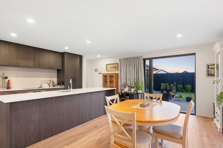 Photo of property in 8 Hanmer Crescent, Rangiora, 7400