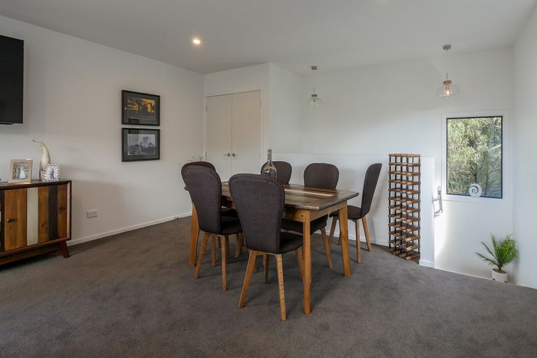 Photo of property in 111g Cliffs Road, Saint Clair, Dunedin, 9012